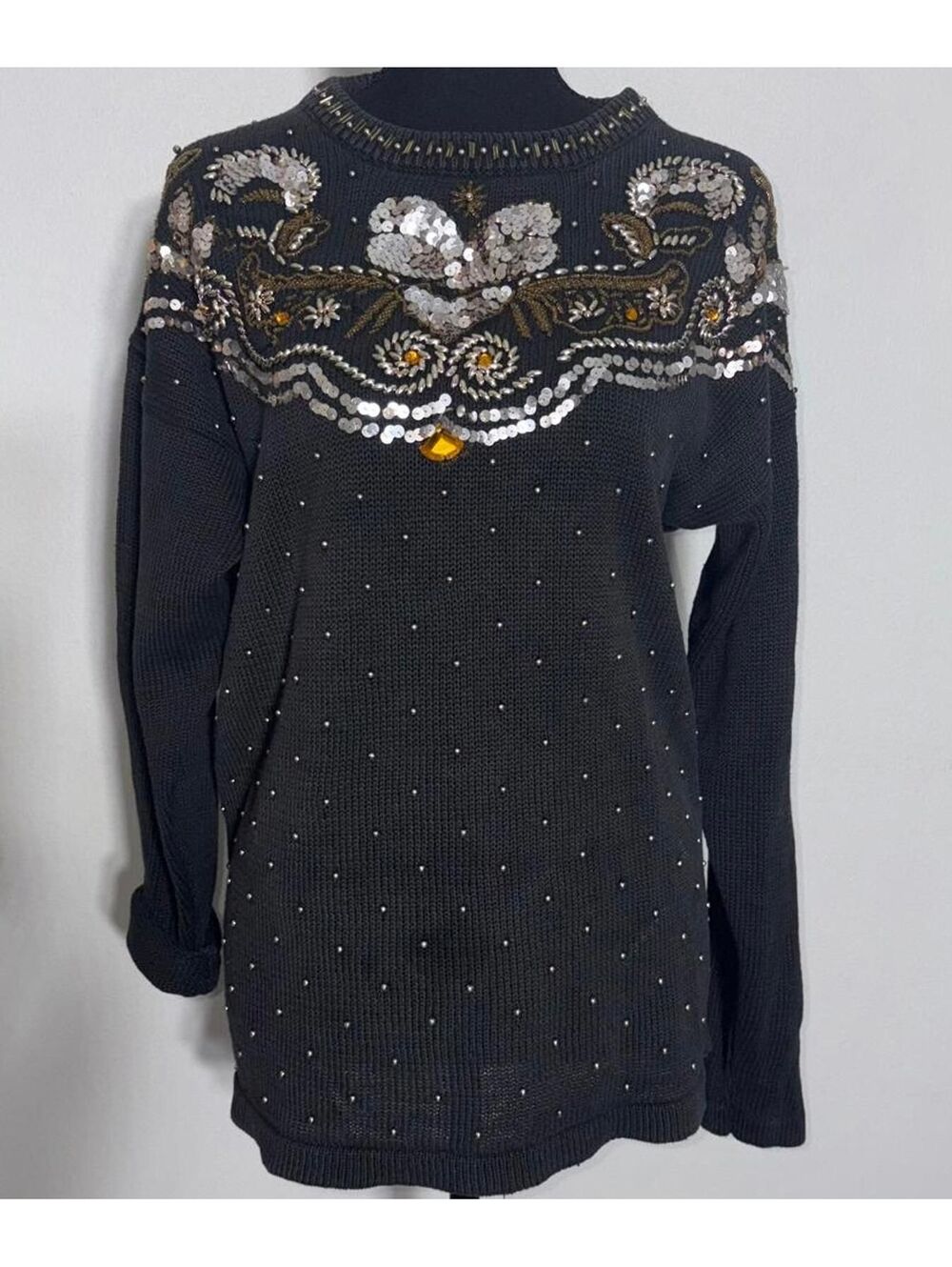 Woman's Vintage -Victoria Harbour- Sweater, Size L